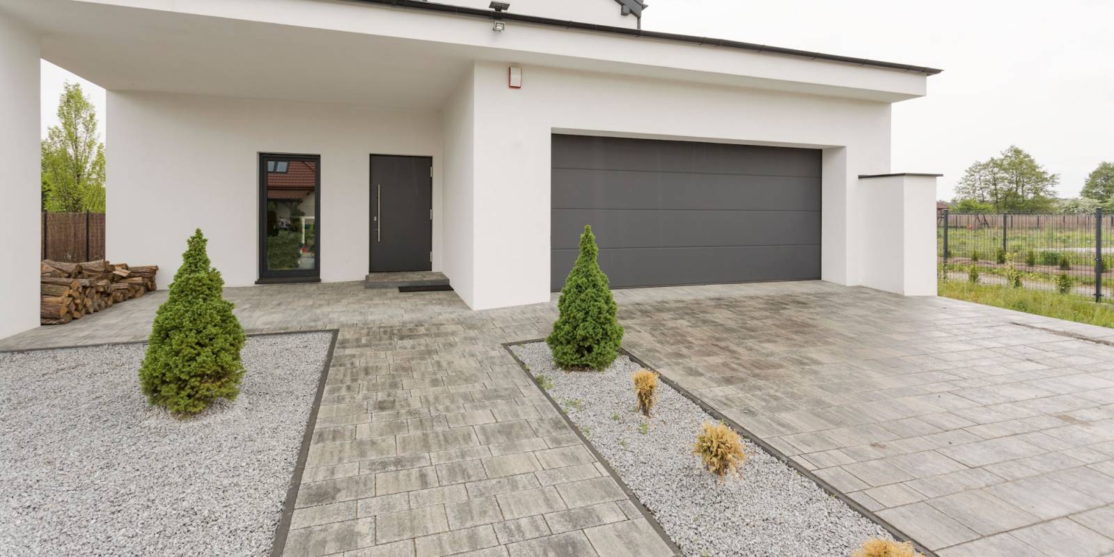 Installation porte d'entrée et porte de garage Cugnaux proche Toulouse