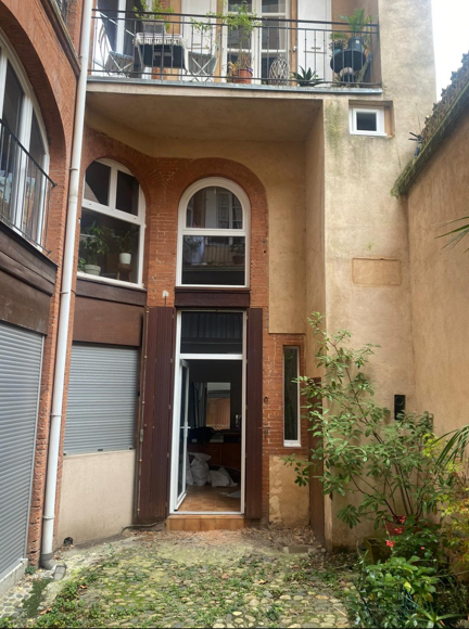 Remplacement de fenêtres en bois par fenêtres PVC rue Vélane à Toulouse | Balma, Colomiers, Tournefeuille, Blagnac, L'Isle Jourdain